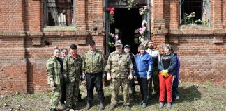 В Чучковском округе провели субботник в заброшенной церкви