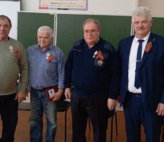 В Чучкове вручили юбилейные медали ликвидаторам последствий чернобыльской аварии