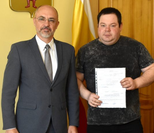 Оператор чучковского элеватора получил сертификат на жилье