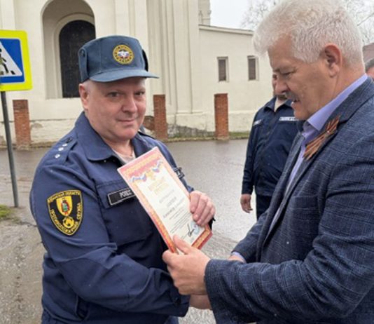 Чучковских пожарных поздравили с профессиональным праздником