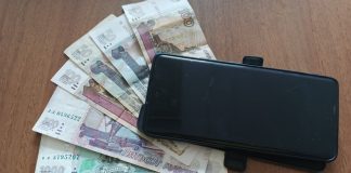 С кемеровских дропперов взыщут деньги обманутой чучковской пенсионерки