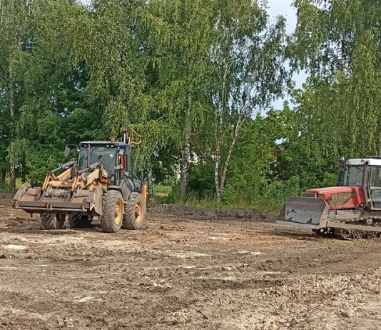 В Чучкове по инициативе жителей начали благоустраивать стадион