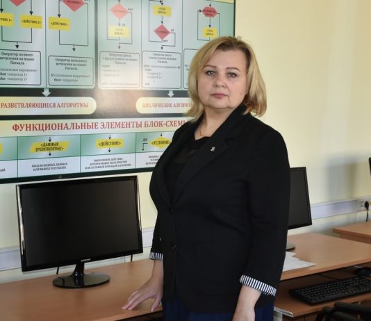 Педагог Кадомской школы Светлана Гуркина уверена, что информатика помогает детям открывать мир